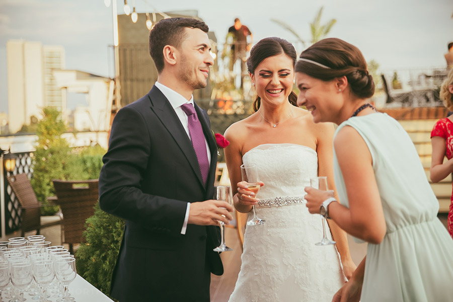 Yorkshire photographer captured newly wed couple laughing 